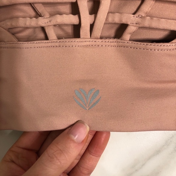 Forever21 Strappy Back Sports Bra - Picture 3 of 4